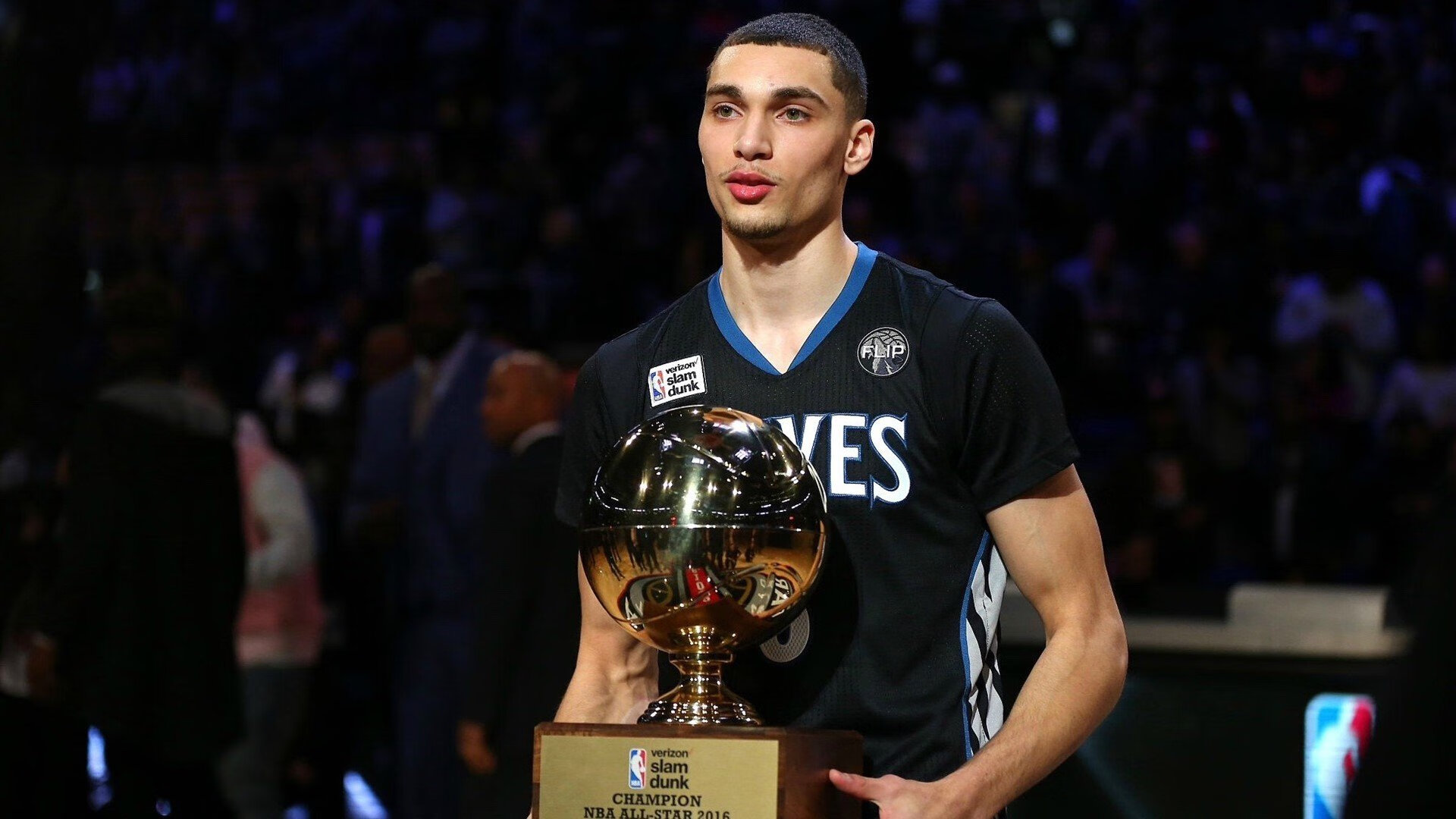 城市举办赛事观赛派对带动夜间经济发展——点燃城市夜色的新引擎